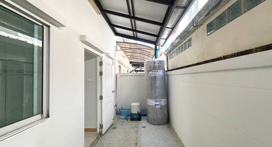 For sale 2 Beds townhouse in Mueang Nonthaburi, Nonthaburi