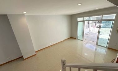 For sale 2 Beds townhouse in Mueang Nonthaburi, Nonthaburi