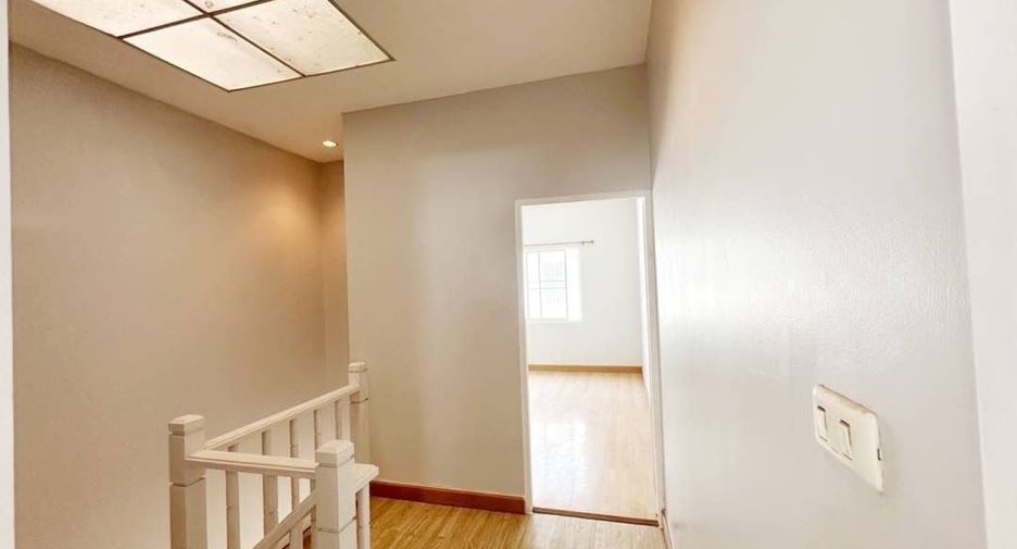 For sale 2 Beds townhouse in Mueang Nonthaburi, Nonthaburi
