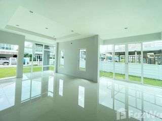 For sale 5 bed house in Mueang Maha Sarakham, Maha Sarakham