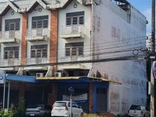 For sale 2 Beds retail Space in Mueang Chumphon, Chumphon
