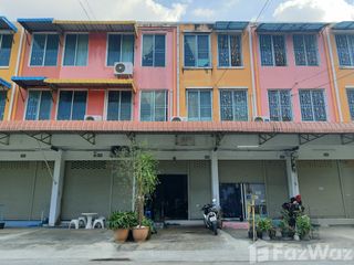 For sale 4 bed townhouse in Mueang Nonthaburi, Nonthaburi