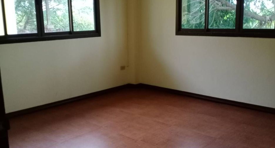 For sale 4 Beds house in Mueang Nong Khai, Nong Khai