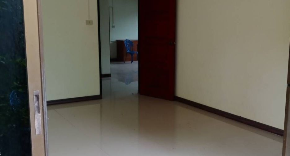 For sale 4 Beds house in Mueang Nong Khai, Nong Khai