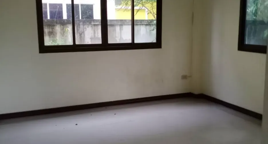 For sale 4 Beds house in Mueang Nong Khai, Nong Khai