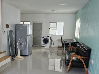 For rent 3 bed townhouse in Krathum Baen, Samut Sakhon