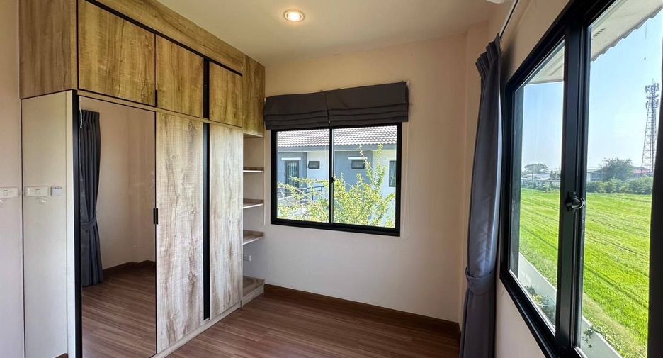For rent 3 Beds house in Lam Luk Ka, Pathum Thani