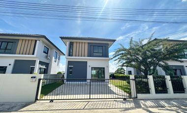 For rent 3 Beds house in Lam Luk Ka, Pathum Thani