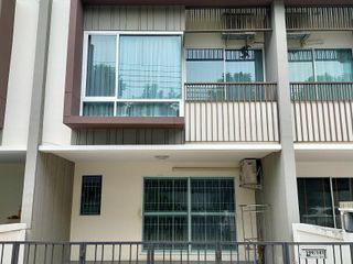 For sale 1 Beds townhouse in Mueang Nonthaburi, Nonthaburi