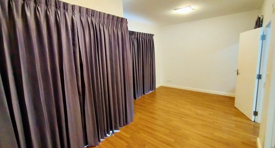 For sale 1 Beds townhouse in Mueang Nonthaburi, Nonthaburi