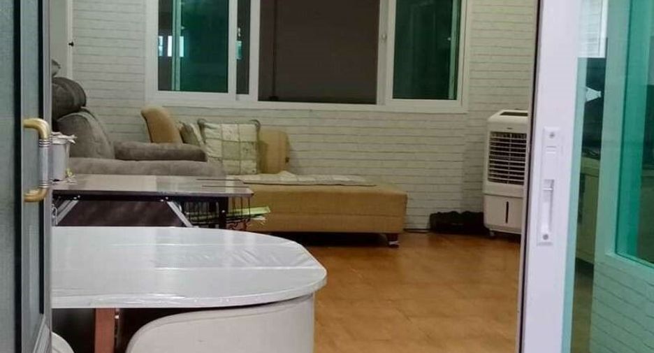 For sale 2 Beds townhouse in Mueang Nonthaburi, Nonthaburi