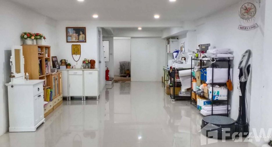 For sale 2 Beds townhouse in Mueang Nonthaburi, Nonthaburi
