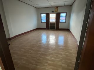 For sale 1 bed retail Space in Mueang Lampang, Lampang