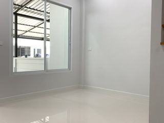 For sale 4 Beds townhouse in Kantharawichai, Maha Sarakham