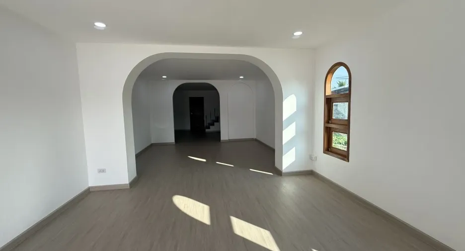 For sale 2 bed townhouse in Mueang Phrae, Phrae