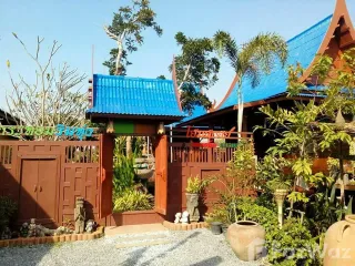 For sale 4 bed house in Doem Bang Nang Buat, Suphan Buri