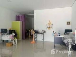For sale 3 bed townhouse in Bang Khun Thian, Bangkok