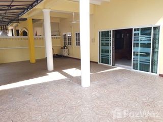 For sale 4 bed townhouse in Bang Khun Thian, Bangkok