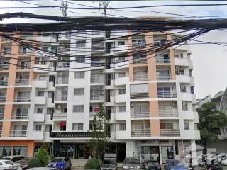 For sale 1 bed condo in Wang Thonglang, Bangkok