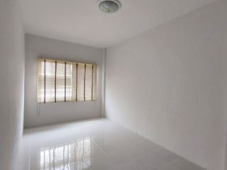 For sale 3 bed townhouse in Min Buri, Bangkok