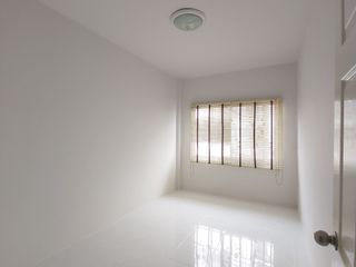 For sale 3 bed townhouse in Min Buri, Bangkok