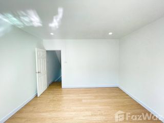 For sale 4 bed townhouse in Sai Mai, Bangkok
