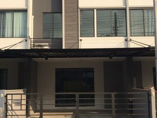For sale 3 bed townhouse in Sai Mai, Bangkok