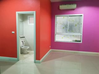 For sale 6 bed townhouse in Bueng Kum, Bangkok