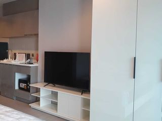 For sale スタジオ condo in Huai Khwang, Bangkok