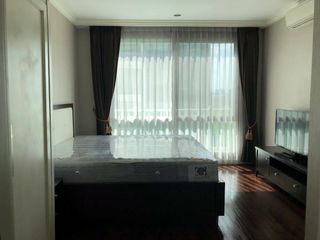 For sale 2 Beds condo in Huai Khwang, Bangkok