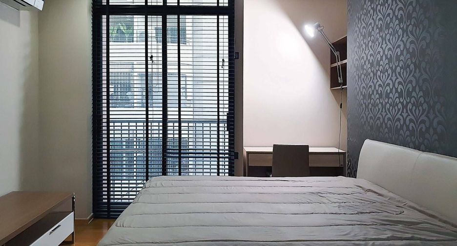 For sale 1 Beds condo in Phaya Thai, Bangkok