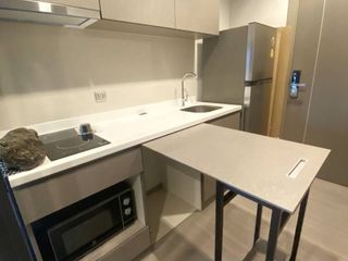 For sale studio condo in Huai Khwang, Bangkok