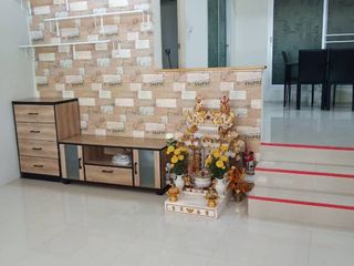 For sale 3 bed townhouse in Thung Khru, Bangkok