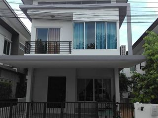 For sale 3 Beds house in Bang Khun Thian, Bangkok