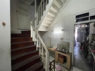 For sale 2 bed retail Space in Pom Prap Sattru Phai, Bangkok