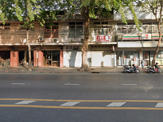 For sale 2 bed retail Space in Pom Prap Sattru Phai, Bangkok