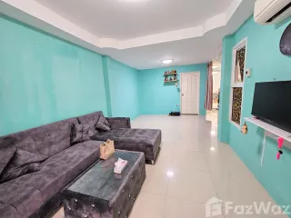 For sale 4 bed townhouse in Mueang Samut Sakhon, Samut Sakhon