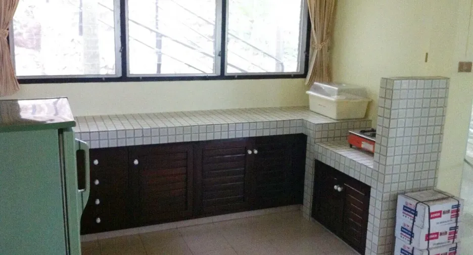 For rent 4 bed house in Klaeng, Rayong