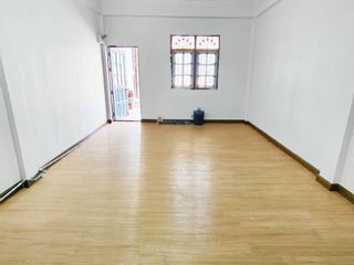 For sale 2 bed townhouse in Krathum Baen, Samut Sakhon