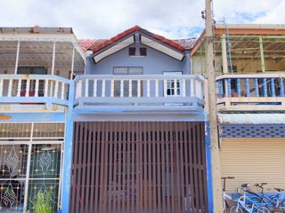For sale 2 bed townhouse in Krathum Baen, Samut Sakhon