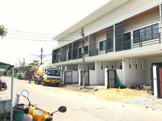 For sale 3 bed townhouse in Mueang Pattani, Pattani