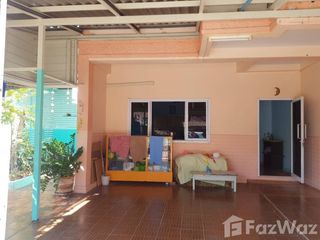 For sale 2 bed townhouse in Mueang Phitsanulok, Phitsanulok
