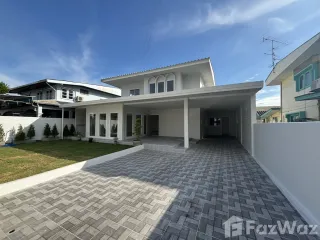 For sale 5 Beds house in Lat Phrao, Bangkok