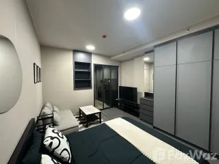 For rent studio condo in Khlong Toei, Bangkok