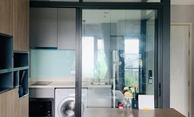 For sale studio condo in Khlong Toei, Bangkok