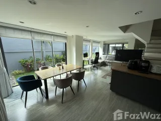 For sale 2 bed townhouse in Thalang, Phuket