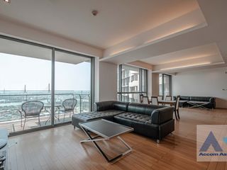 For sale 3 bed condo in Yan Nawa, Bangkok