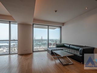 For sale 3 bed condo in Yan Nawa, Bangkok