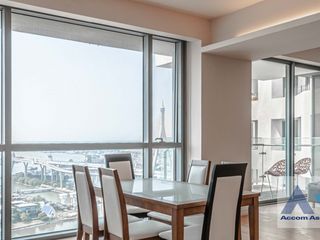 For sale 3 bed condo in Yan Nawa, Bangkok