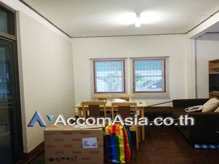 For sale 3 Beds house in Sathon, Bangkok